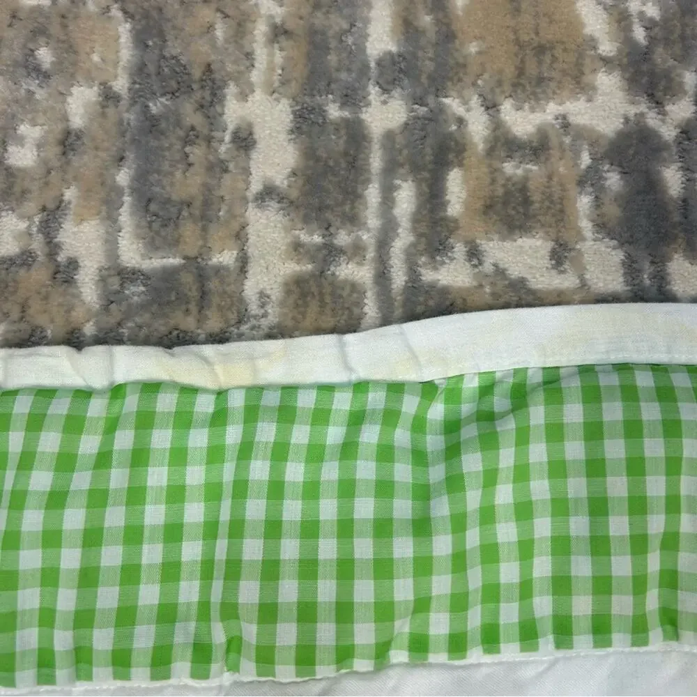 Vintage Handmade Elephant Gingham Baby Crib Yellow Green Quilt 45